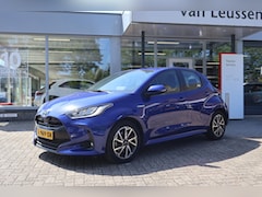Toyota Yaris - 1.5 HYBRID DYNAMIC KEYLESS CLIMA LED KOPLAMPEN CAMERA AD-CRUISE LM-VELGEN EL-RAMEN