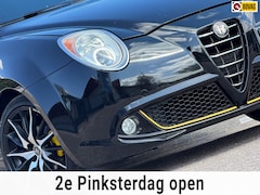 Alfa Romeo MiTo - 1.4 Distinctive - Nero Profondo - Cruise/Clima/Nav - Fijn Sportief