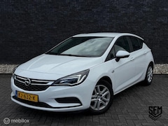 Opel Astra - 1.0 Selection