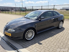 Alfa Romeo GT - 2.0 JTS Distinctive