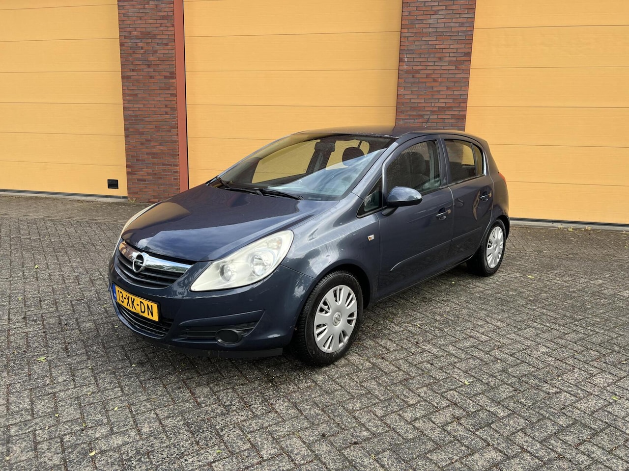 Opel Corsa - 1.4-16V APK - Airco - 5 deurs - AutoWereld.nl