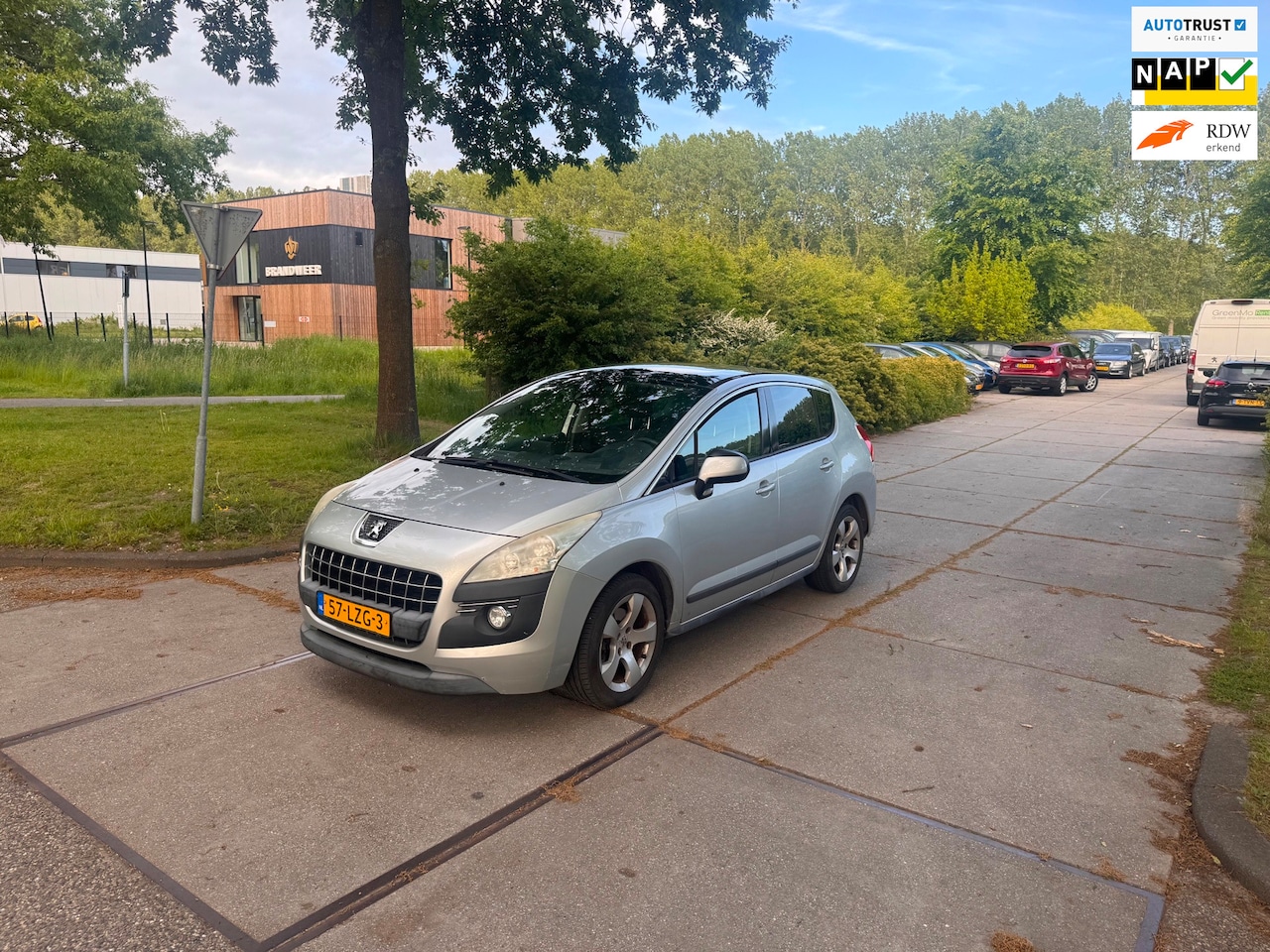 Peugeot 3008 - 1.6 THP Première Clima.Navi - AutoWereld.nl
