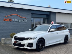 BMW 3-serie Touring - 330e High Exe M-sport pano trekh laser 19"