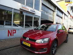 Volkswagen Golf - 1.2 TSI Highline