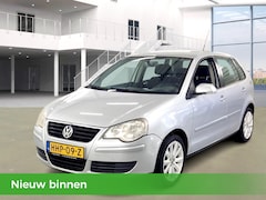 Volkswagen Polo - 1.4-16V 5DRS| ACTIE NU TOT €500 KORTING| AIRCO|1e EIGENAAR| NIEUWE APK| VELGEN| CARPLAY| N