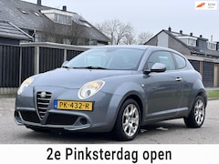 Alfa Romeo MiTo - 1.4 Progression CarPlay/Android*Airco*LM velgen*Dealer onderhouden*6 versnelling