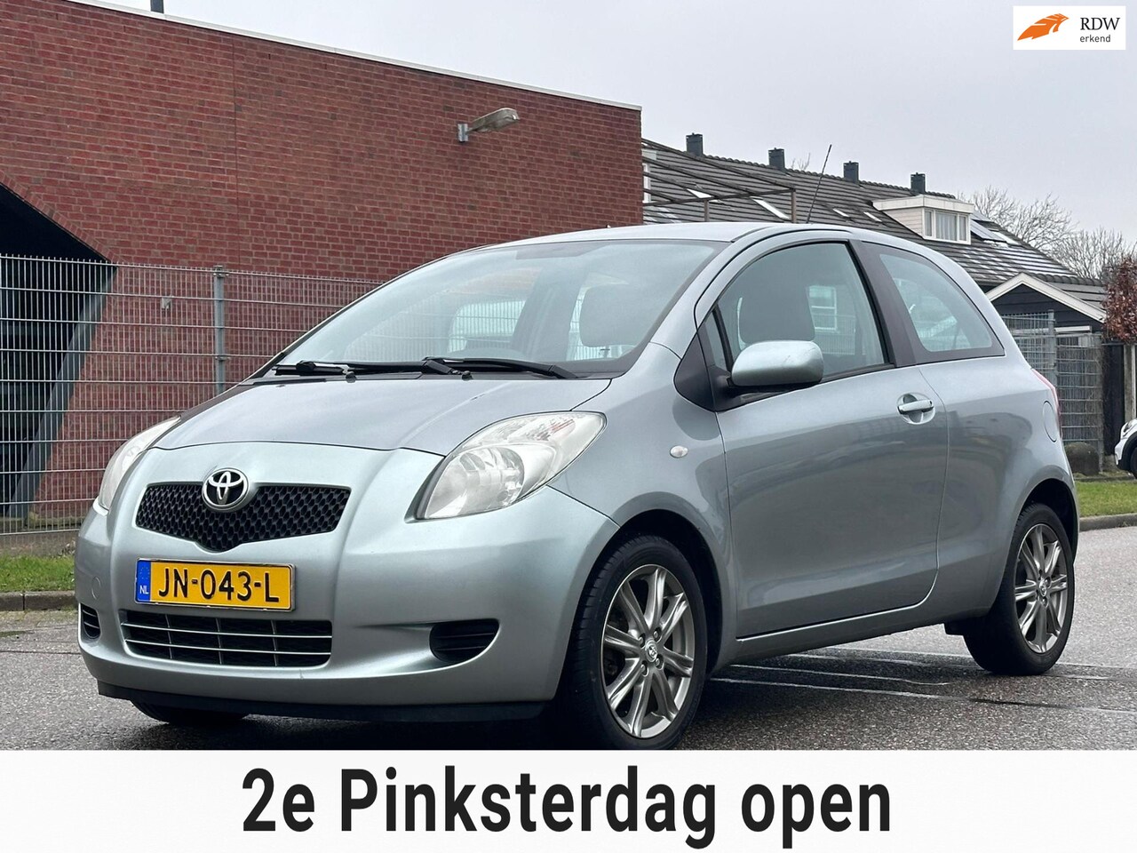 Toyota Yaris - 1.3 VVTi Terra Airco*LM velgen*Dealer onderhouden*APK*Elektrische ramen* - AutoWereld.nl