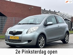 Toyota Yaris - 1.3 VVTi Terra Airco*LM velgen*Dealer onderhouden*APK*Elektrische ramen