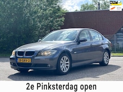 BMW 3-serie - 316i Executive Cruise*Clima*Trekhaak*NAP*LM velgen*Dealer onderhouden