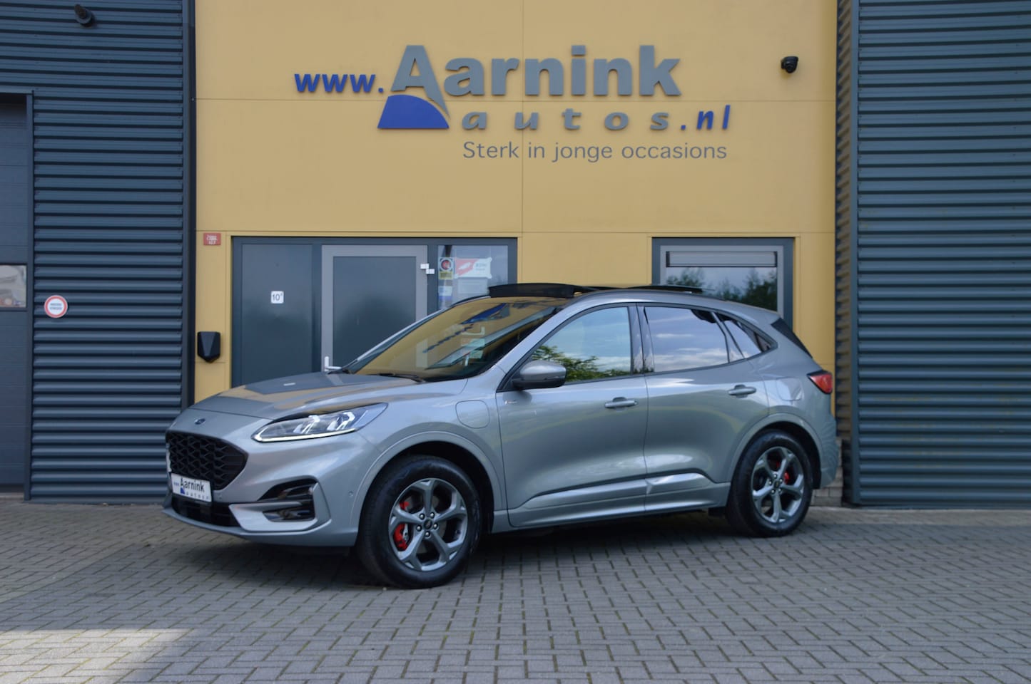 Ford Kuga - 2.5 Phev 225 pk ST-Line X driverpack, techno pack, winterpack, panoramadak, trekhaak, B&O - AutoWereld.nl