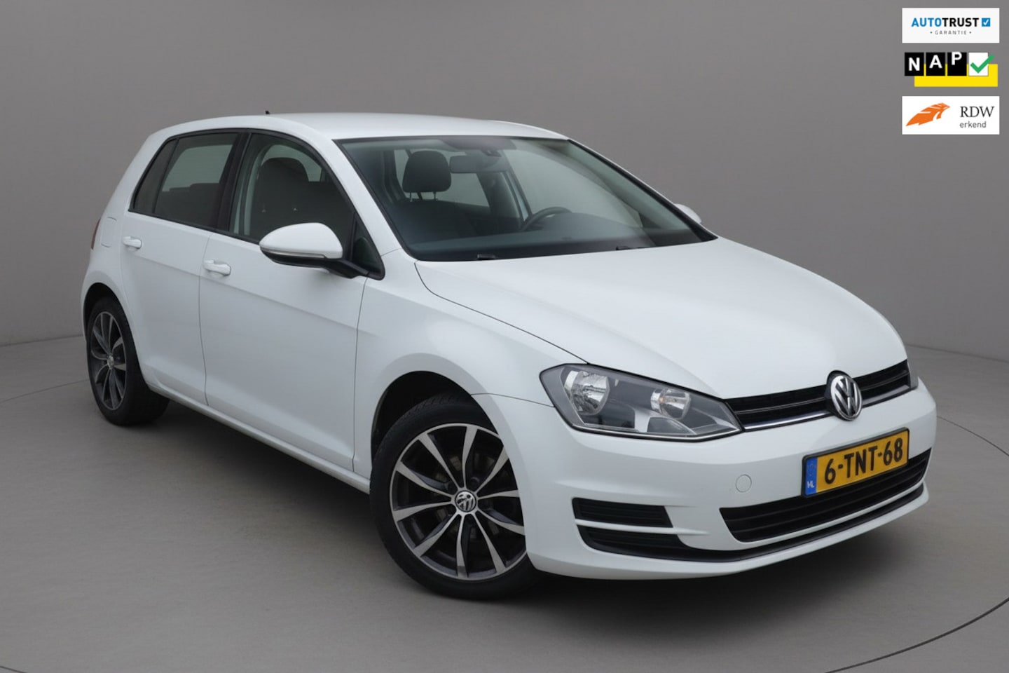 Volkswagen Golf - Airco|Cruise|LM velgen|NAP - AutoWereld.nl