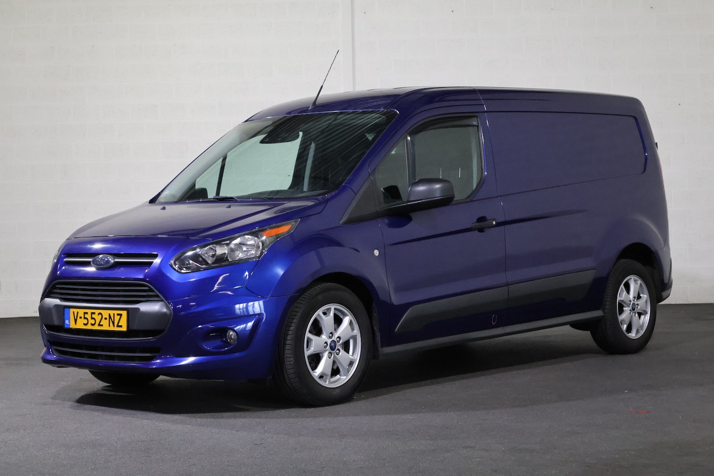 Ford Transit Connect - 1.5 TDCI L2 Trend Automaat Airco Navigatie - AutoWereld.nl