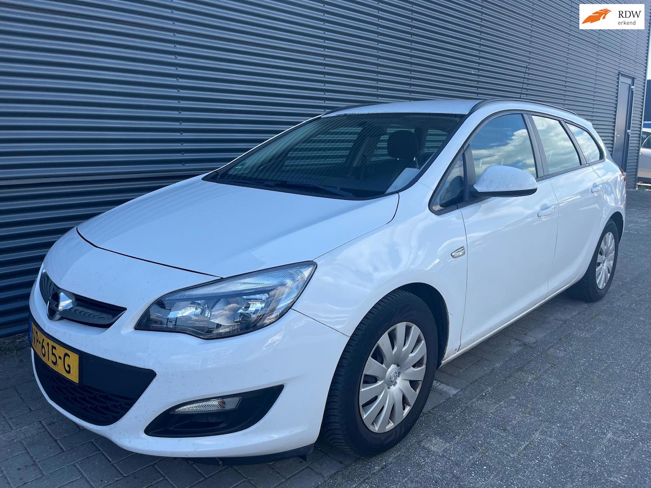 Opel Astra Sports Tourer - 1.3 CDTi S/S Edition | apk: 08 maart 2027 - AutoWereld.nl