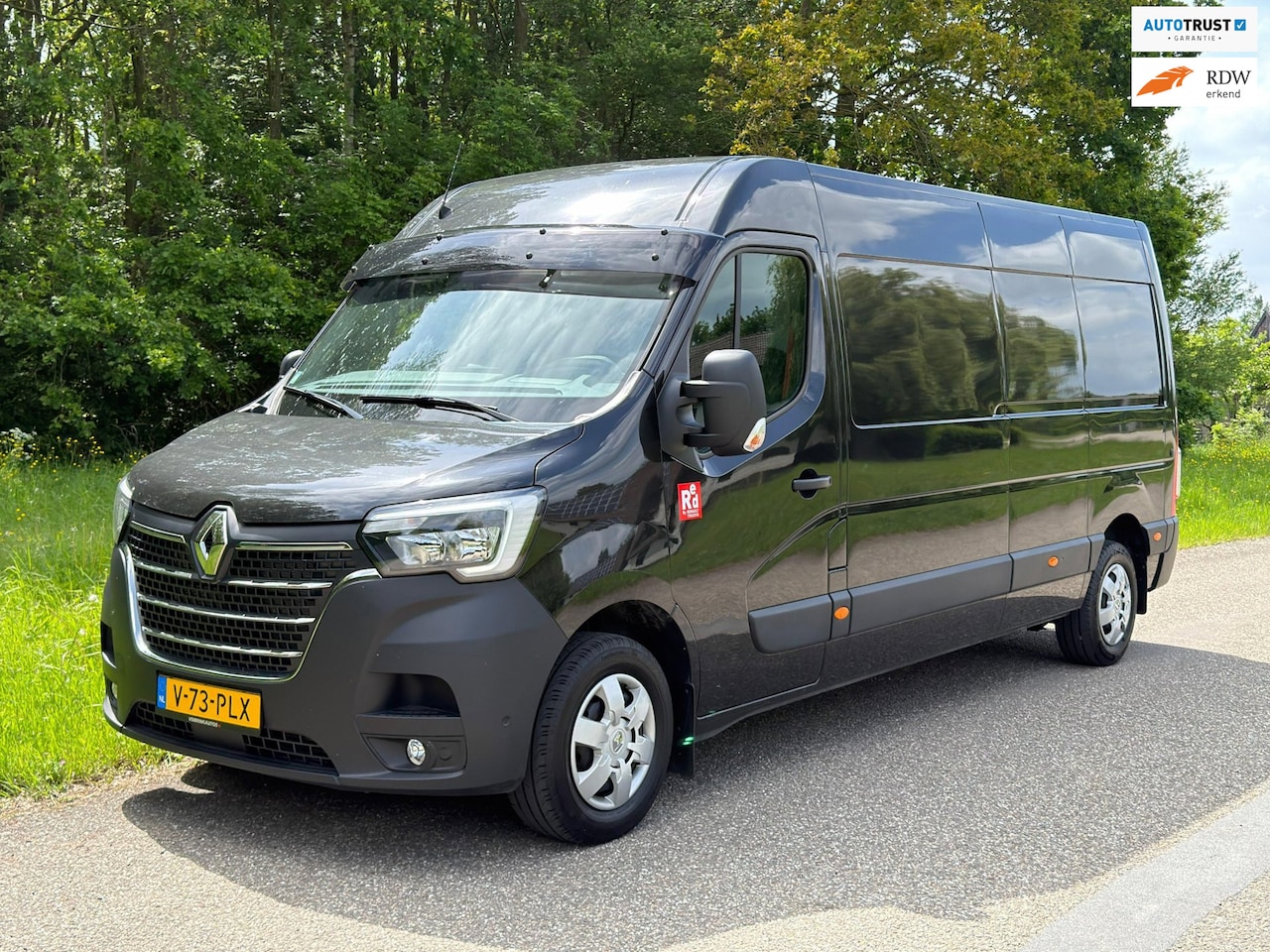 Renault Master - T35 2.3 dCi 180 L3H2 Red / Aut / Marge - AutoWereld.nl