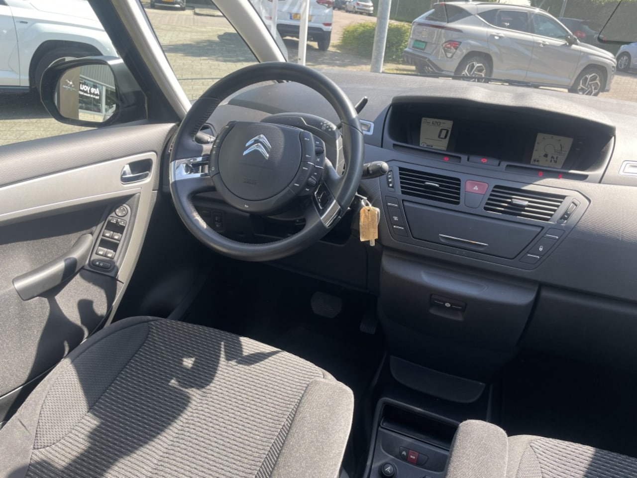 Citroën C4 Picasso - 1.6 THP Ligne Business EGS*RIJKLAARPRIJS*