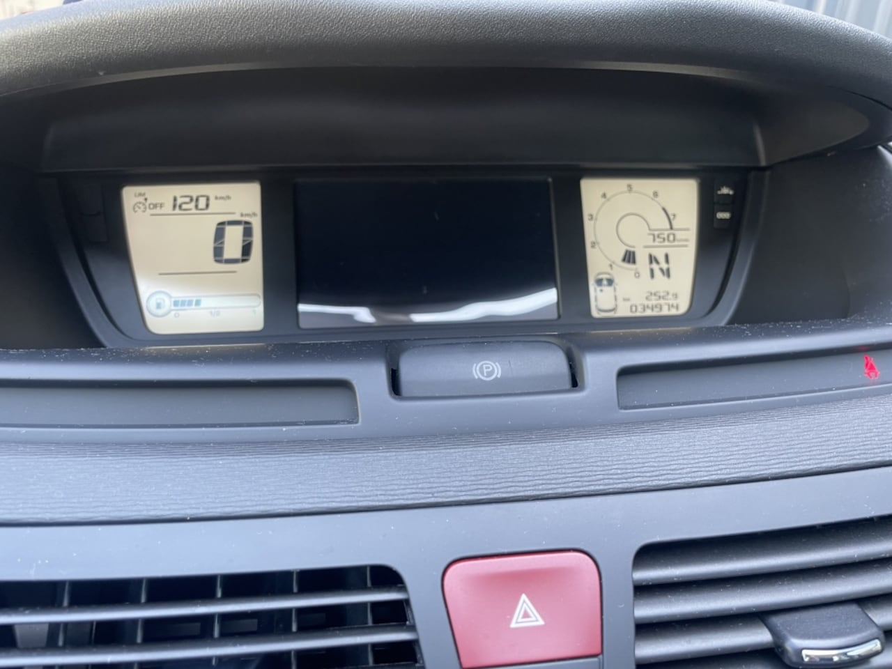 Citroën C4 Picasso - 1.6 THP Ligne Business EGS*RIJKLAARPRIJS*