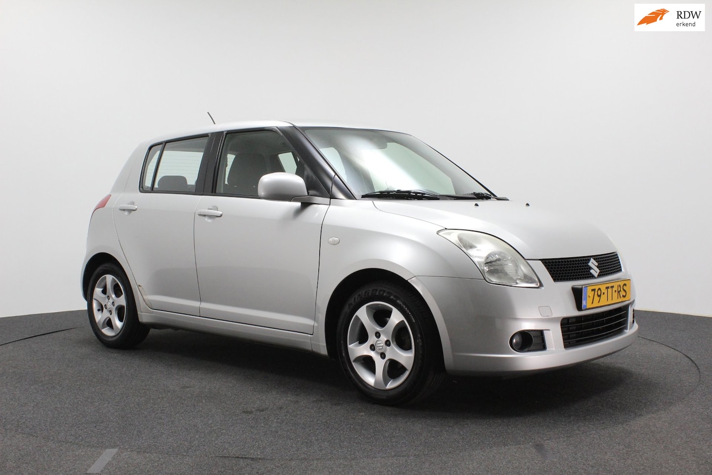Suzuki Swift - 1.3 Shogun | Airco | Nieuwe versnellingsbak | Sportvelgen | NAP - AutoWereld.nl