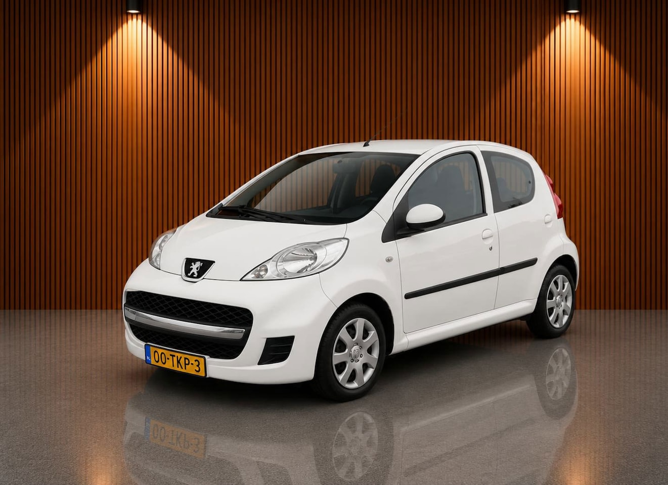 Peugeot 107 - 1.0-12V XS 5drs Airco - AutoWereld.nl