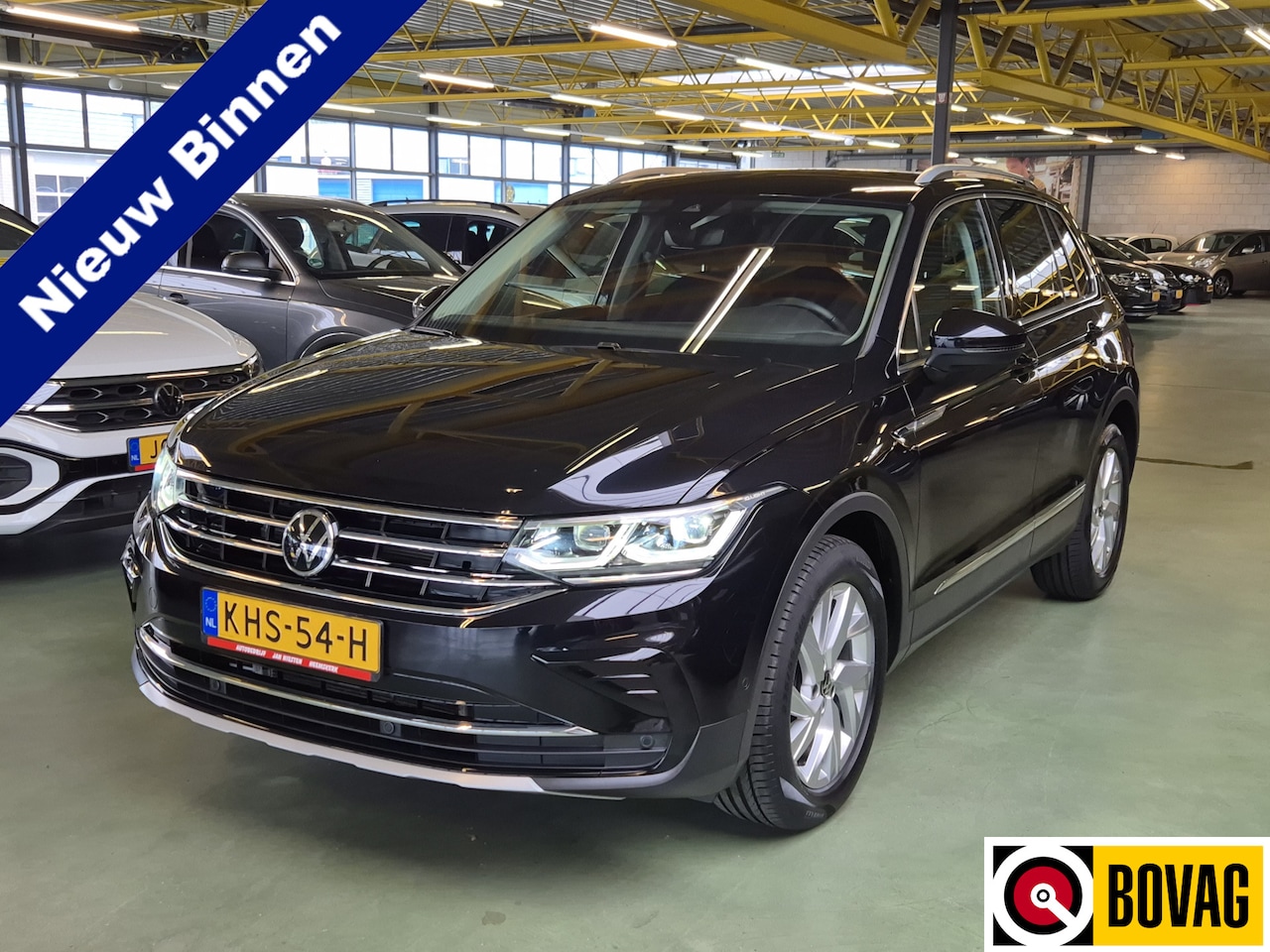 Volkswagen Tiguan - 1.5 TSI Elegance -150pk- Automaat | 2x ErgoActive Stoel | IQ LED | Stuur- & Stoelverwarmin - AutoWereld.nl