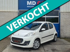 Peugeot 107 - 1.0 Active AIRCO/TOEREN TELLER/NAP/ELEK RAMEN