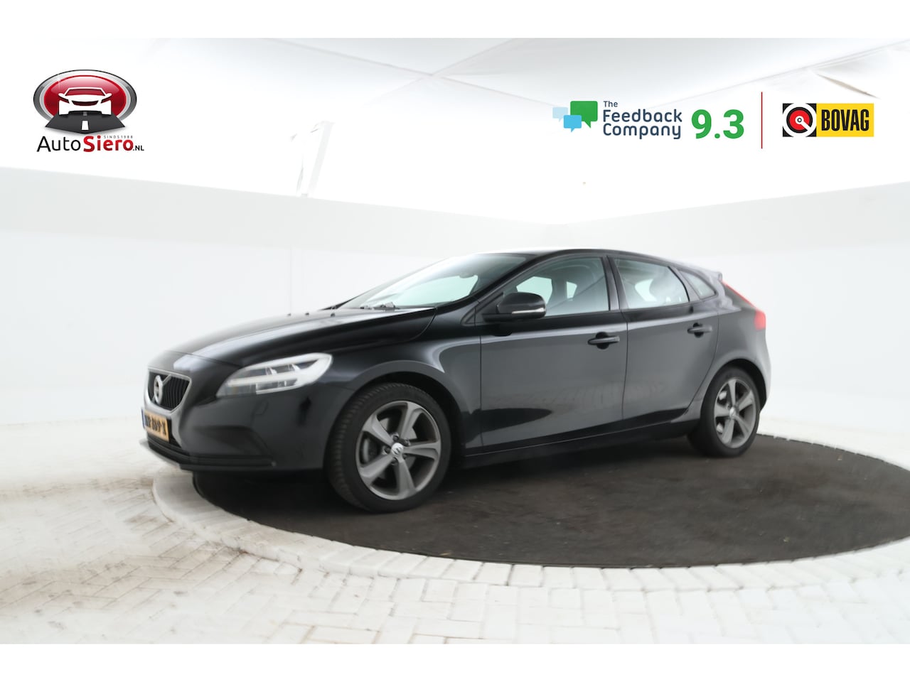 Volvo V40 - 2.0 T3 Nordic 2.0 T3 Nordic+ 150pk, Navigatie, Climate lmv - AutoWereld.nl