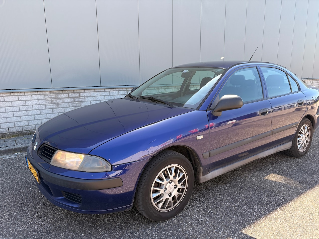 Mitsubishi Carisma - 1.6 Shogun SE Hatchback - AutoWereld.nl