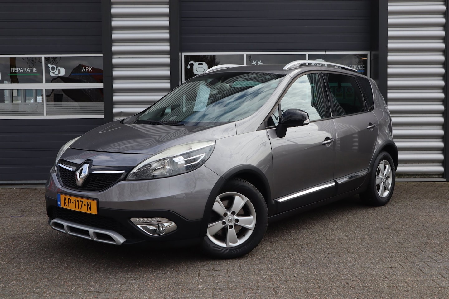 Renault Scénic Xmod - 1.2 TCe BOSE 1.2 TCe Bose - AutoWereld.nl