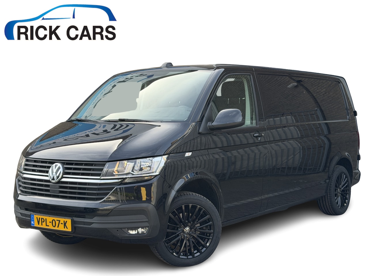 Volkswagen Transporter - 2.0 TDI 110PK Euro 6 L2H1 28 Highline Cruise Control/trekhaak/carplay - AutoWereld.nl