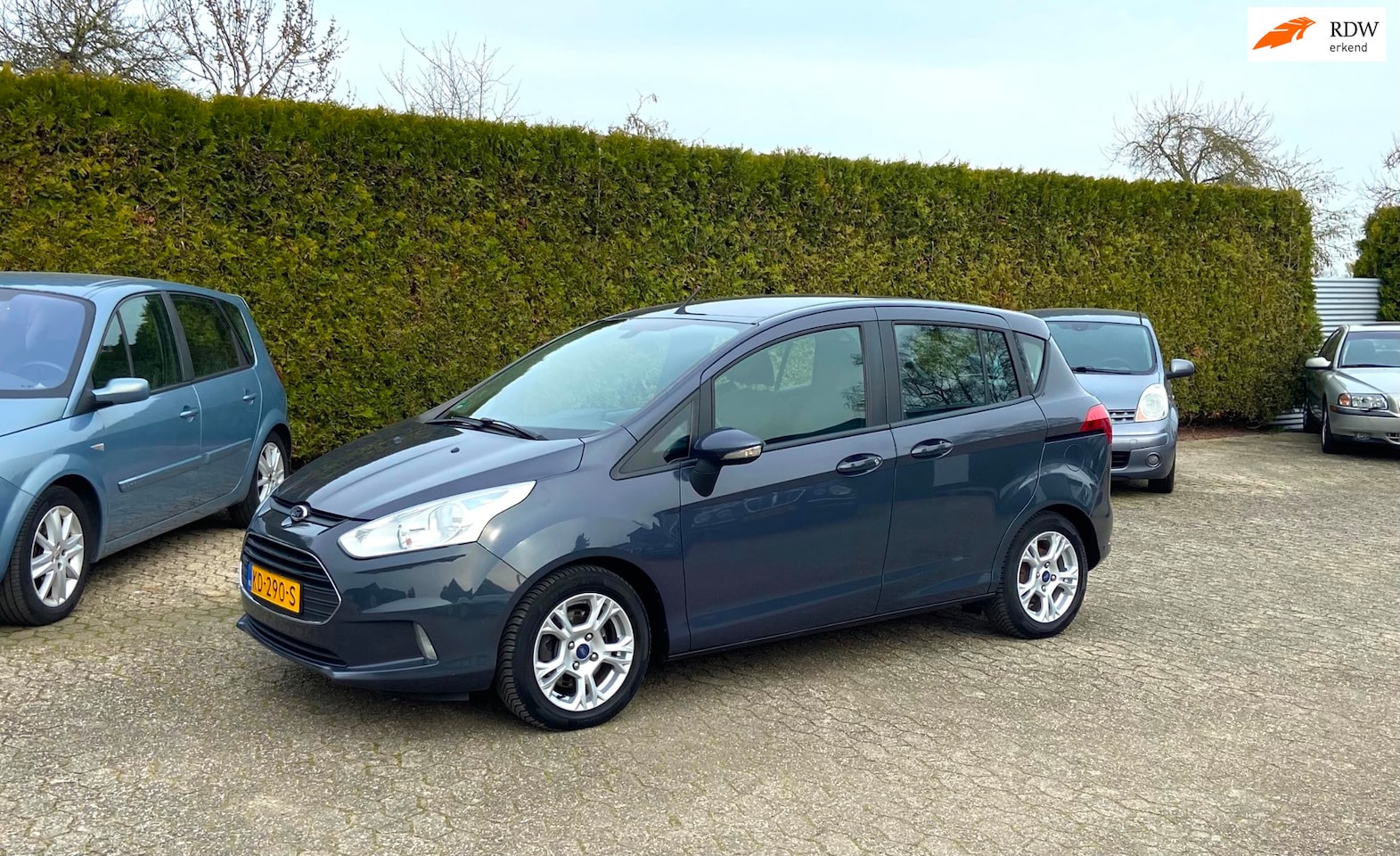 Ford B-Max - APK NIEUW AIRCO PERFECT RIJDEND MOOIE AUTO - AutoWereld.nl