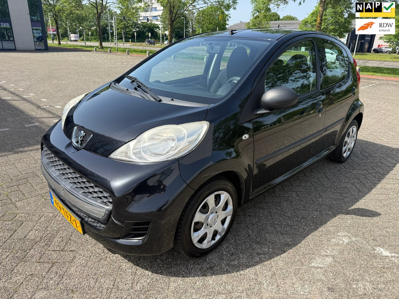 Peugeot 107 - 1.0-12V XS / APK / AIRCO / NAP / 5DRS / ELEK RAMEN / 2 SLEUTELS / MEENEEM PRIJS!!! - AutoWereld.nl