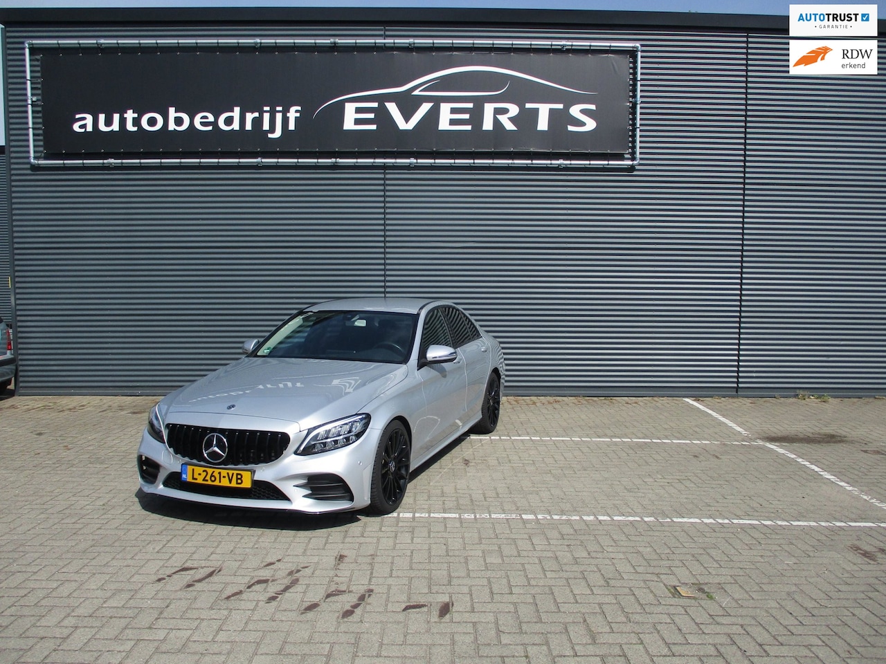 Mercedes-Benz C-klasse - 200 Premium Plus Pack AMG Facelift 69982 digitaal daschbord grootscherm navigatie zeer com - AutoWereld.nl