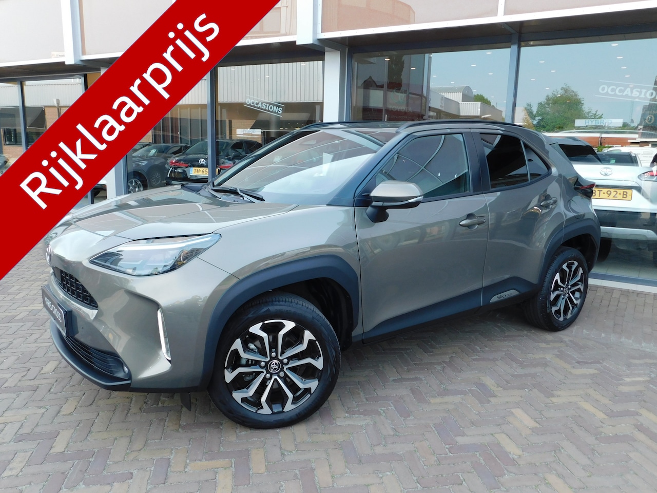 Toyota Yaris Cross - 1.5 Hybrid 115 Dynamic | Winter Pack - AutoWereld.nl