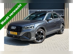 Audi Q2 - 35 TFSI 150 pk S Edition / Pano-Dak/ Matrix-LED/ S-line/ Camera/ Daytona-Grau 18''LMV