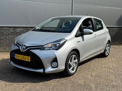 Toyota Yaris - 1.5 Hybrid Trend Limited + Fietsendrager beugel
