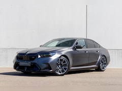 BMW M5 - 5-serie M exterieur Carbon Pack | Full Options | 15.000 KM | incl. 5 jaar / 100.000 km ond
