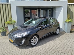 Ford Fiesta - 1.0 EcoBoost Titanium | Airco | Cruise controle | Trekhaak | LM velgen |