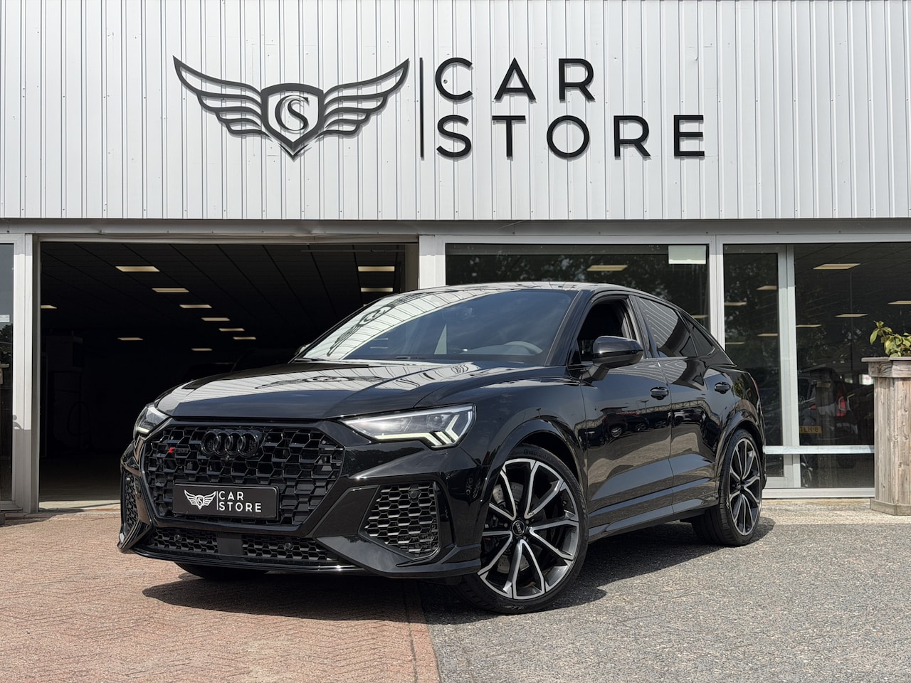 Audi Q3 Sportback - TFSI RS |B&O|MATRIX|ALCANTARA|ACC|VIRTUAL|21"| RS SPORTUITLAAT - AutoWereld.nl