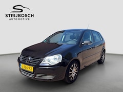 Volkswagen Polo - 5-Deurs 1.2-12V Tour | Airco | Cruise | Bluetooth |
