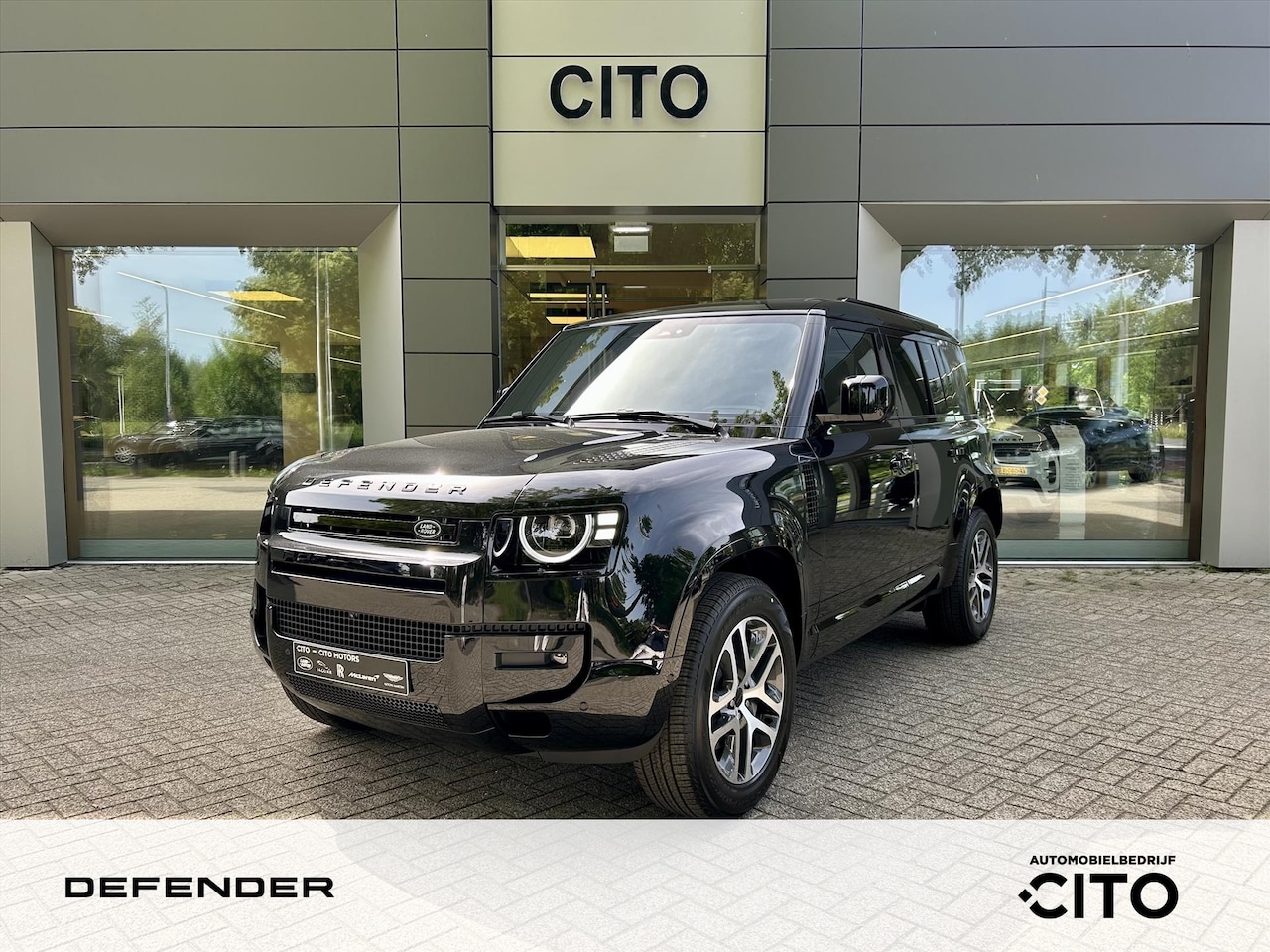 Land Rover Defender - P300e PHEV AWD X-Dynamic SE Edition - AutoWereld.nl