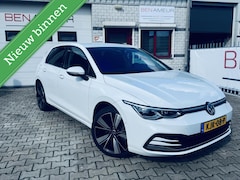 Volkswagen Golf - 1.4 TSI eHybrid DSG STYLE Navi/ CarPlay/ ACC