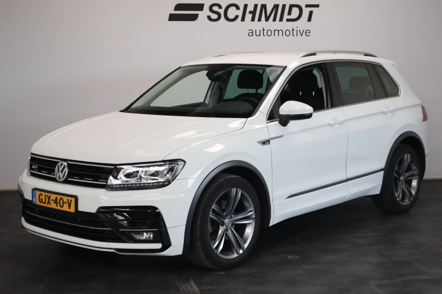 Volkswagen Tiguan - 1.4 TSI ACT R Line 150pk | Trekhaak | Stoelmassage | Carplay - AutoWereld.nl