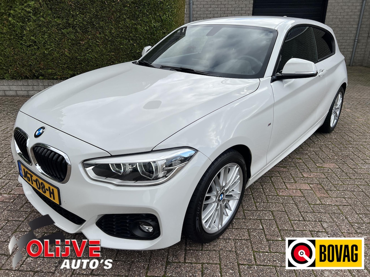 BMW 1-serie - 118i Automaat/M Sport/LED/Stoelverwarming - AutoWereld.nl