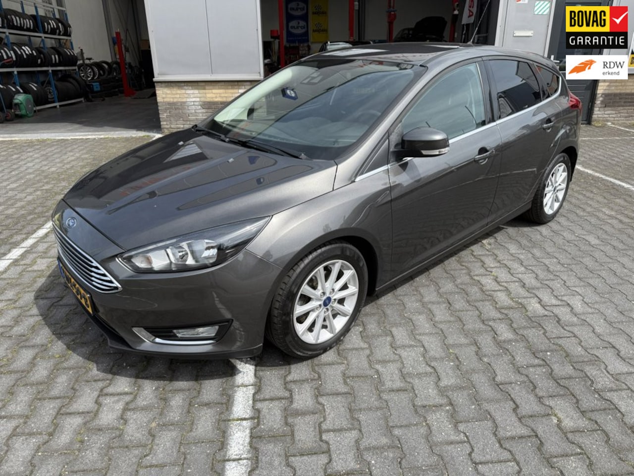 Ford Focus - 1.0 Titanium 1.0 Titanium - AutoWereld.nl