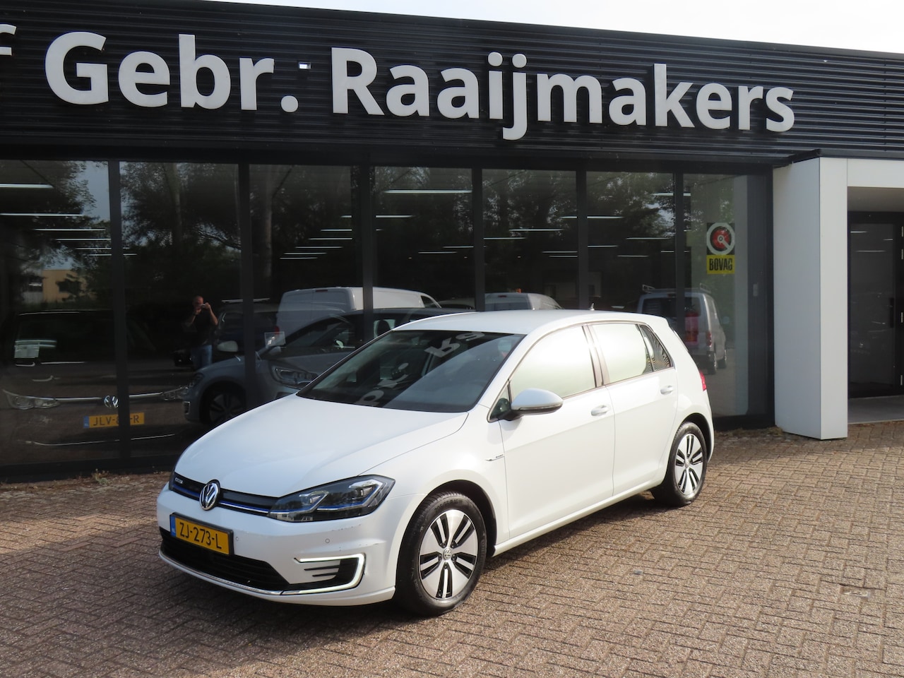 Volkswagen e-Golf - e-Golf *Warmtepomp*Navigatie* - AutoWereld.nl