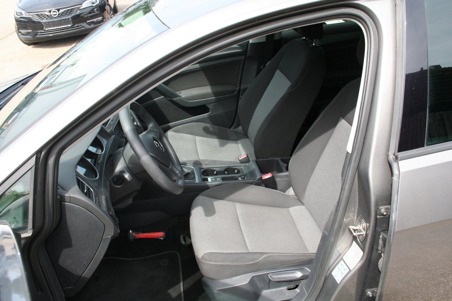 Volkswagen Golf - 1.2 TSI airco / trekhaak