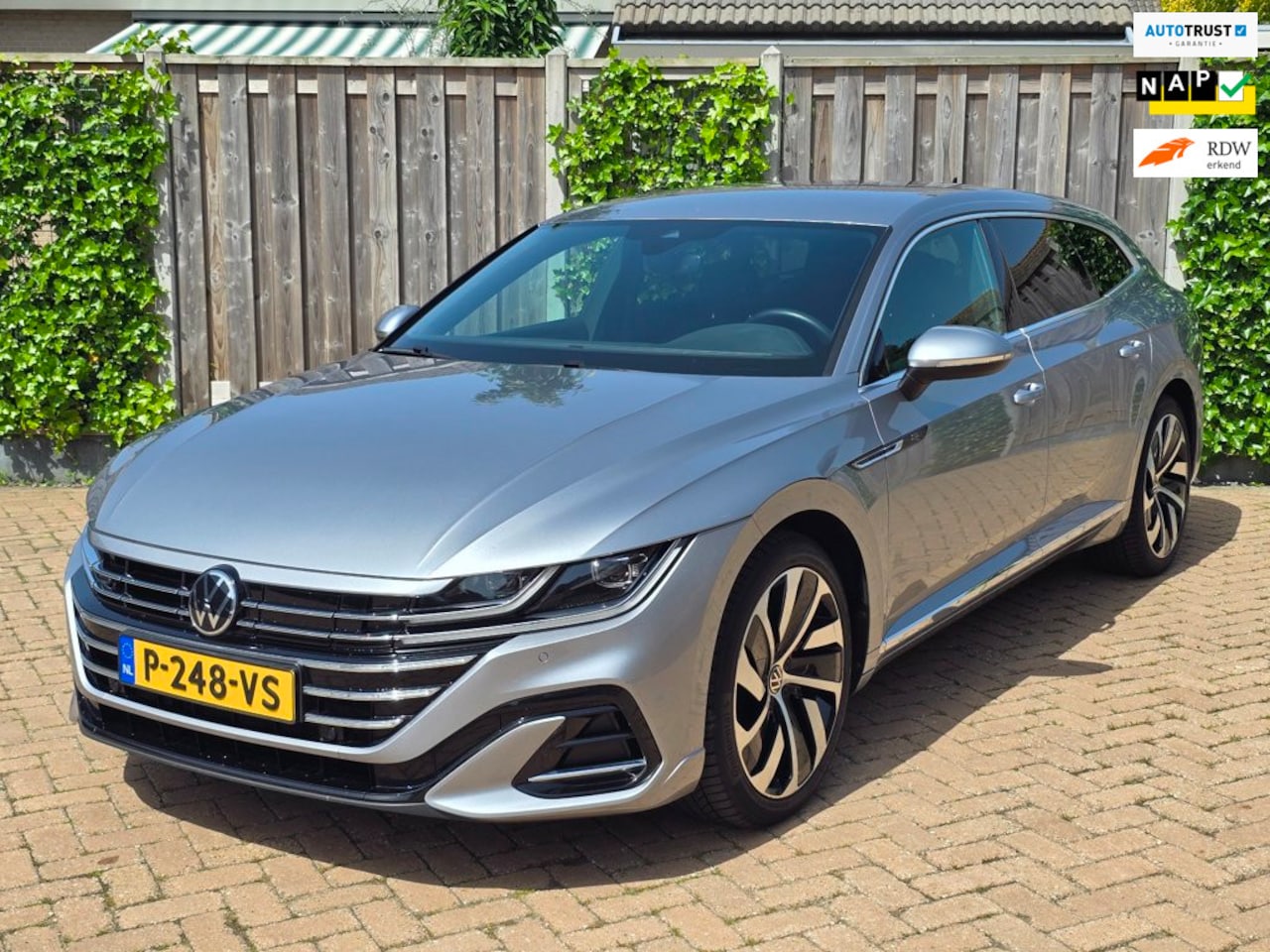 Volkswagen Arteon Shooting Brake - 1.4 TSI eHybrid R-Line Business+ APP, CAM, TREKHAAK! - AutoWereld.nl
