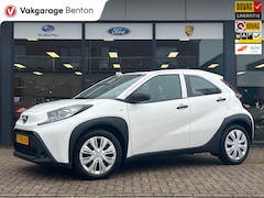 Toyota Aygo X - 1.0 VVT-i | All Season banden | Airco | Cruise Control | Lane Assist | Apple CarPlay | And