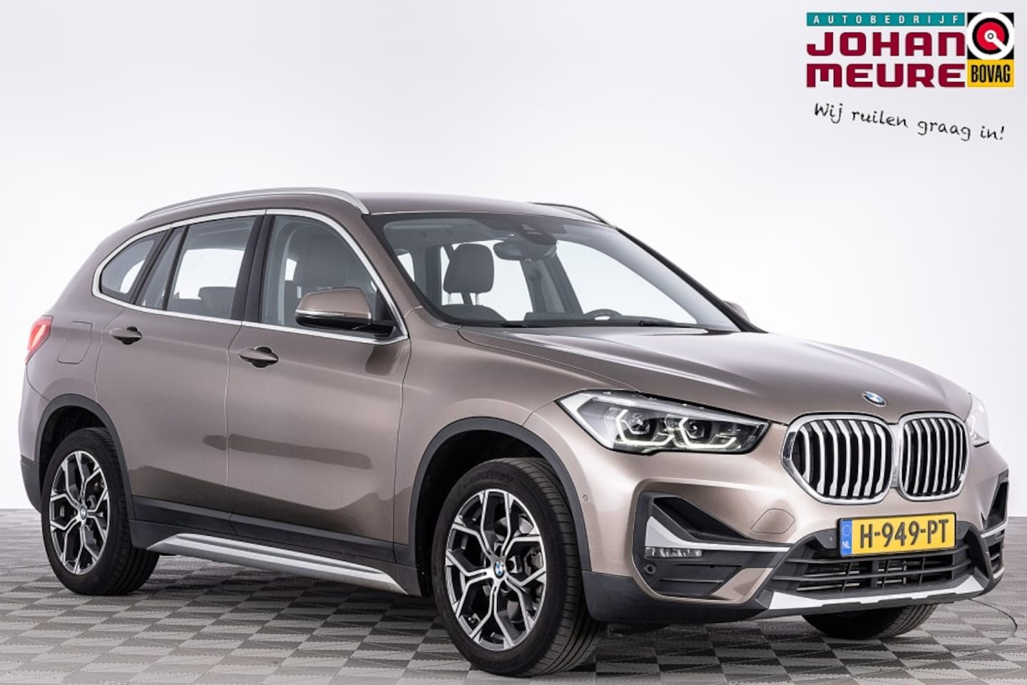BMW X1 - sDrive20i VDL Nedcar Edition | LEDER | JACURO BEIGE | -2e PINKSTERDAG OPEN!- - AutoWereld.nl