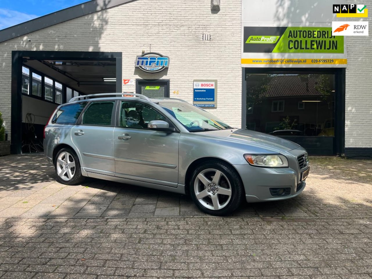 Volvo V50 - 2.0 Edition Leer Schuifdak Pdc Trekh Navi - AutoWereld.nl