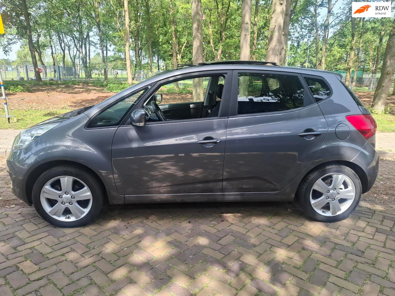 Kia Venga - 1.4 CVVT Fuse 1.4 CVVT Fuse - AutoWereld.nl